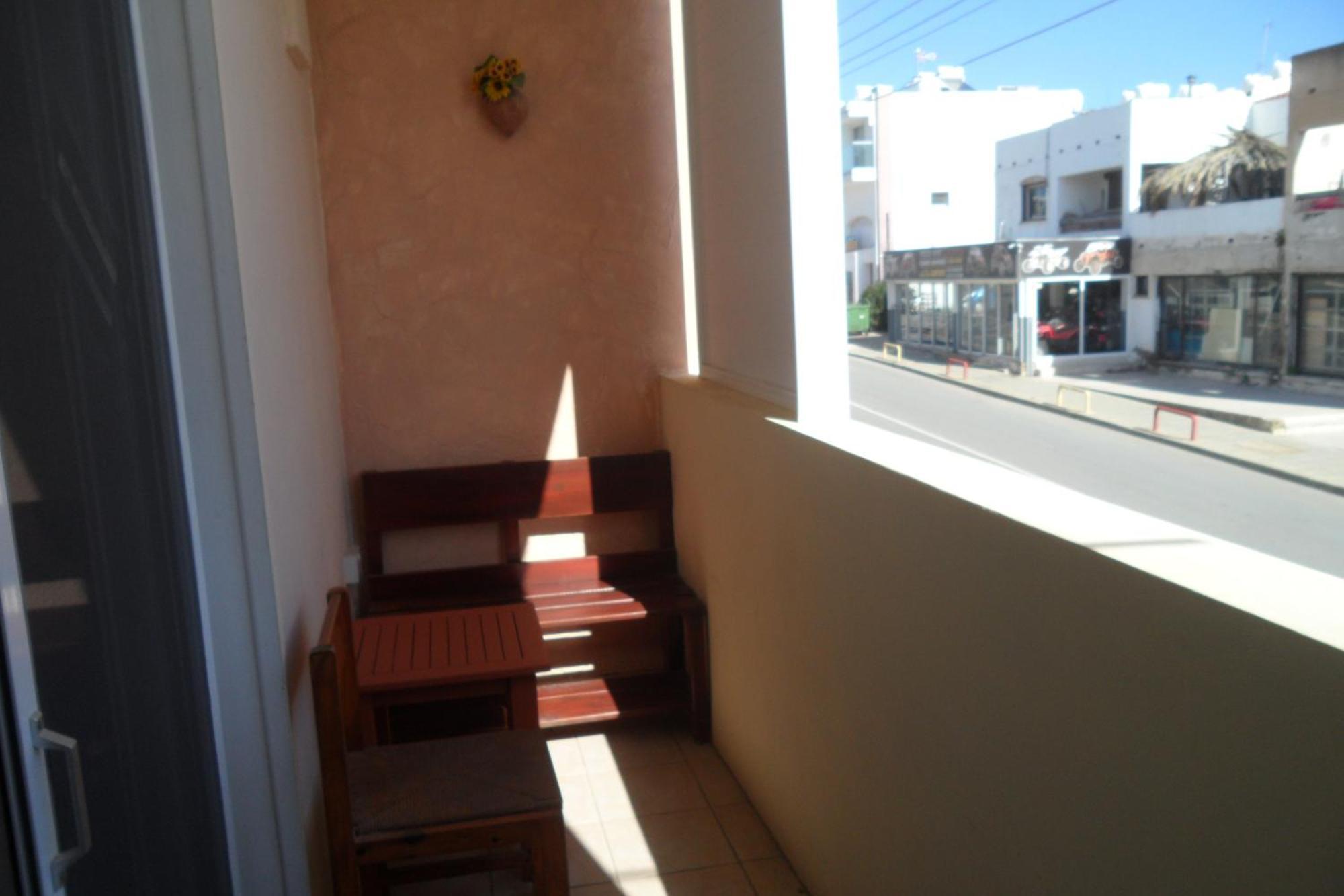 Family And Friends Flat Close To The Sea, Free Internet Ayia Napa Exterior photo
